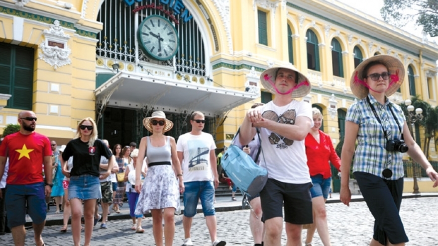 Travel firms earn big money from outbound tours