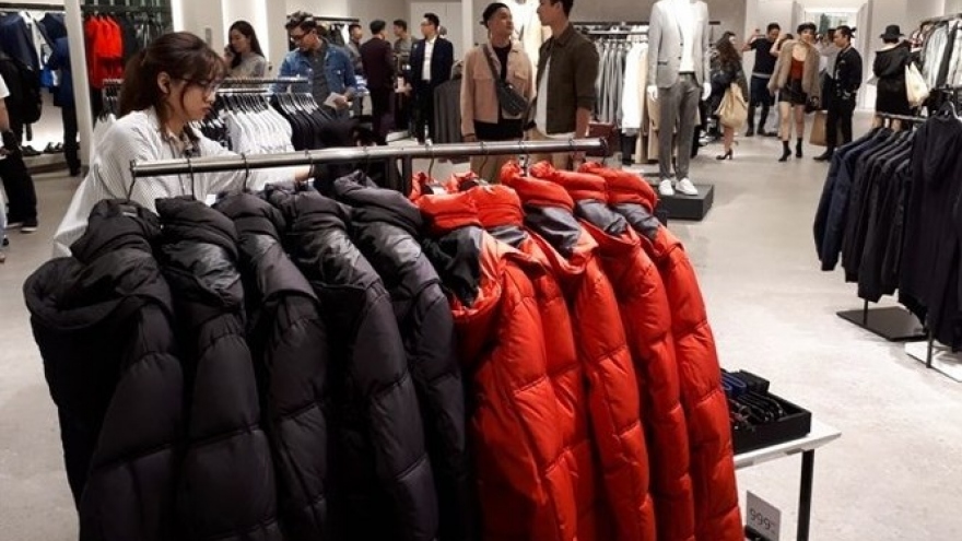 Vietnamese fashion brands warn they may lose home market