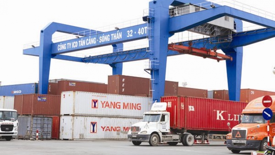 
        2017: eventful year for Vietnam logistics sector
                              