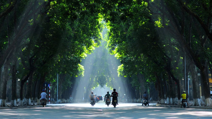Vietnam lacks green spaces, suburbs expand to fill need