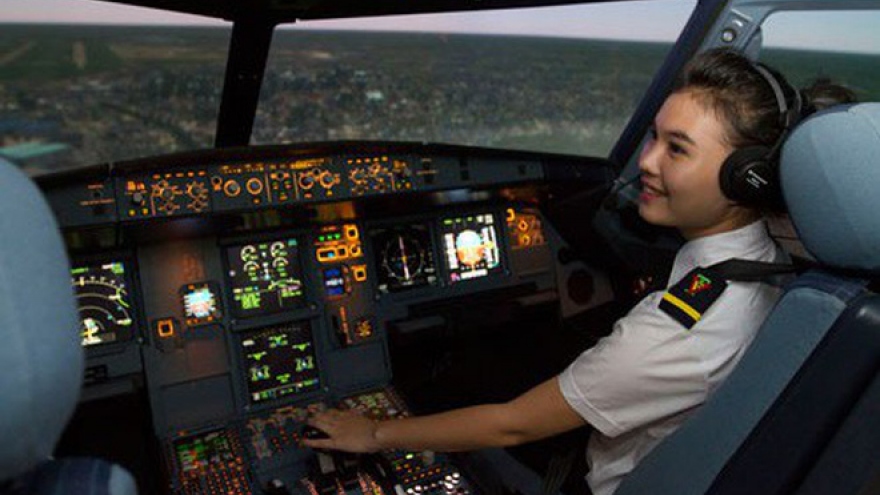 Pilots’ job-hopping causing problems for Vietnamese airlines