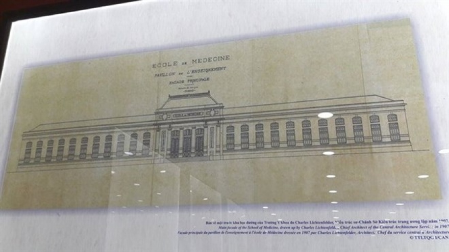 Exhibition showcases old documents on French culture