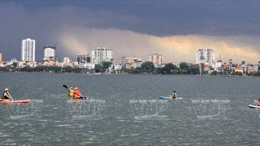 SUP boarding on West Lake