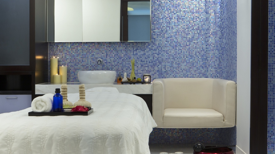 Le Meridien Saigon opens spa