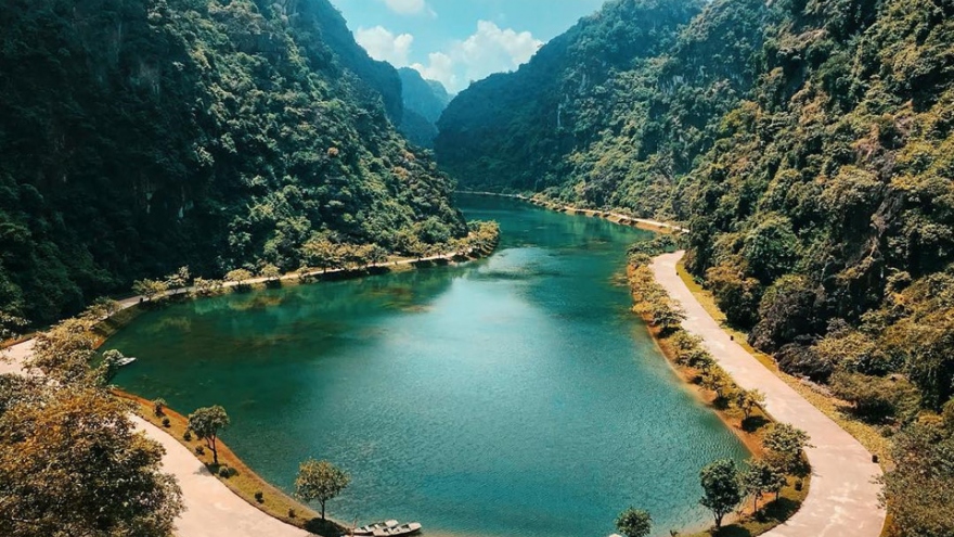 Top 5 spots young travelers in Vietnam can’t miss