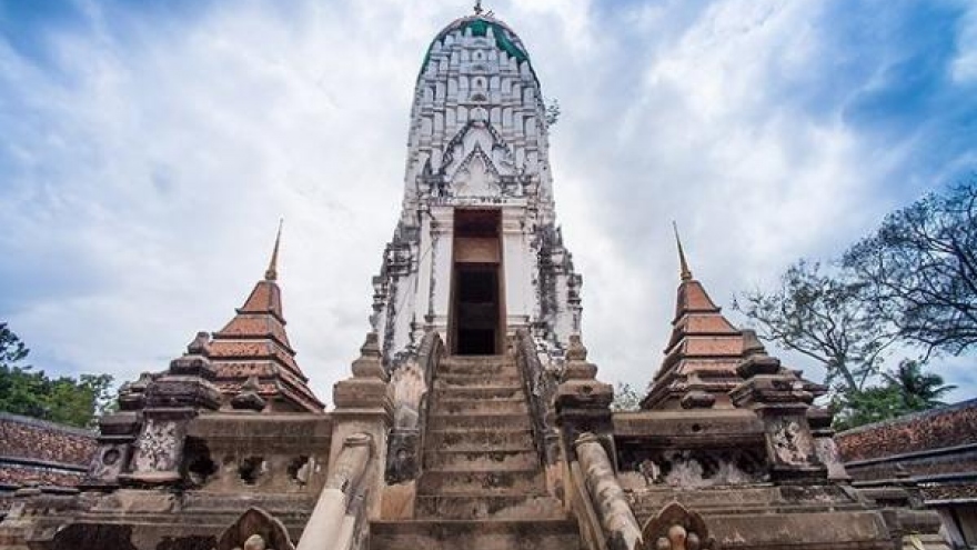 Plan to promote night tours of historical sites in Ayutthaya