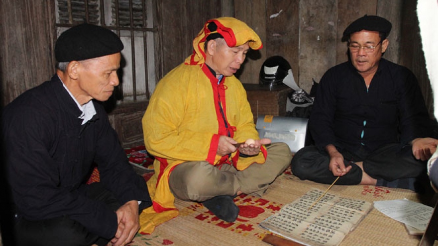 The Nung’s longevity ceremony for parents
