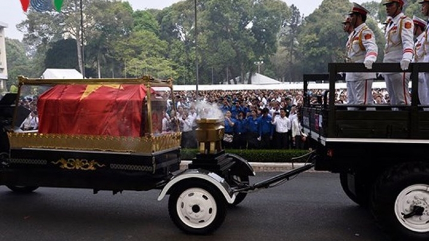 Thanks from funeral organising board and family of late PM Khai