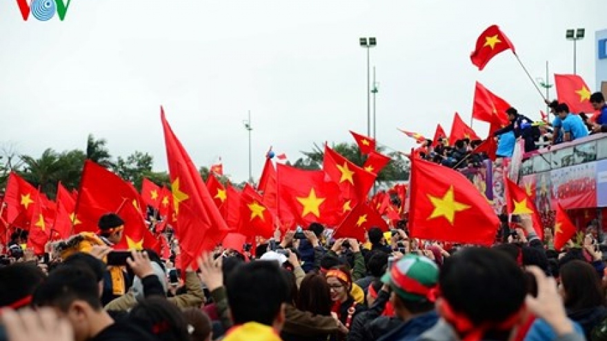 
        Vietnam U23 team greeted with thunderous applause
                              