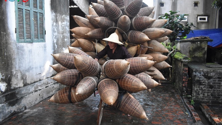 Thu Sy village boasts 200 years of fish-pot making tradition