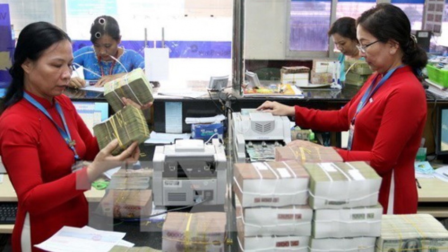 Thu ngân sách đạt kỷ lục 2,65 triệu tỷ đồng