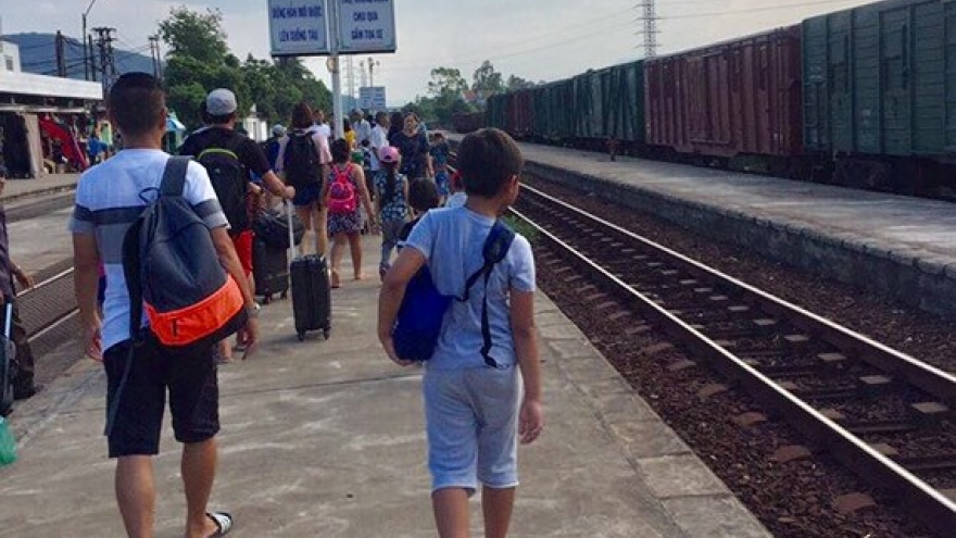 Vietnam Railway launches summer promotional program