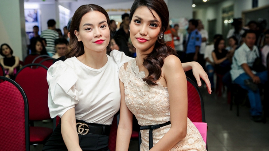 Ha Ho, Lan Khue join forces to promote ‘The Face’ in HCM City 