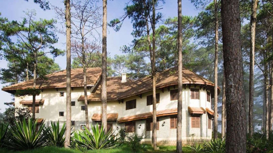 Foreign press names 10 best resorts in Vietnam