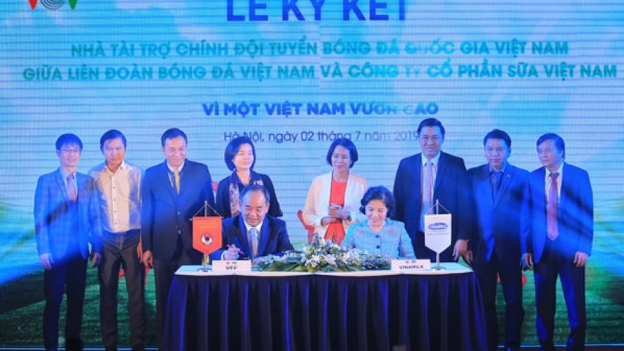 Vinamilk becomes main sponsor of all Vietnam national teams