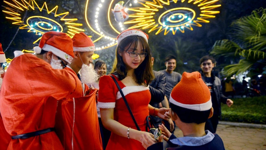 Best places for Hanoians to spend Christmas