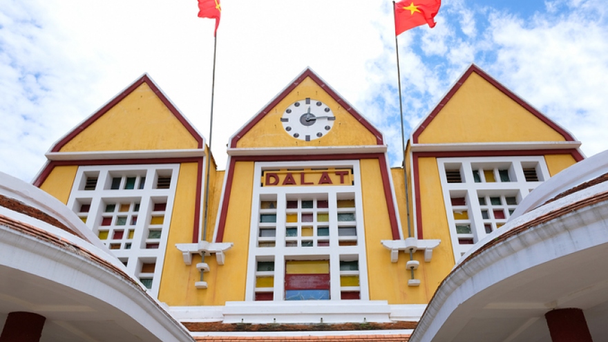 Discovering oldest railway station in Indochina 