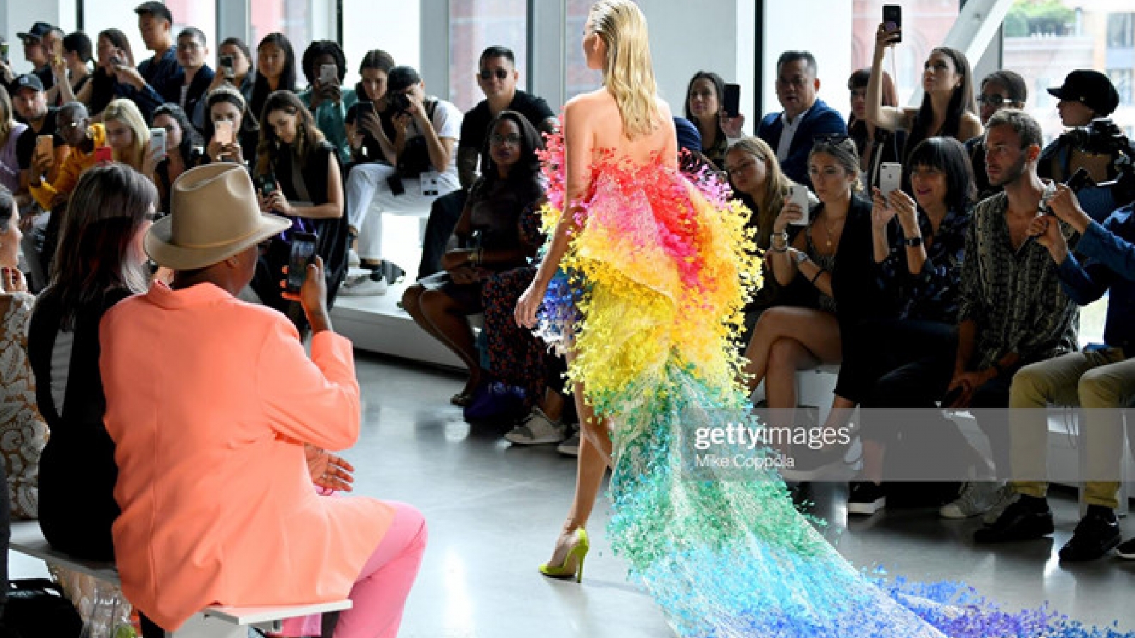 New York Fashion Week sees stunning designs of Cong Tri