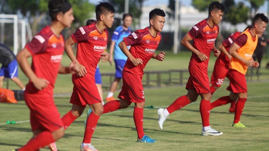Training camp underway as Vietnam’s U23s hold first training session 