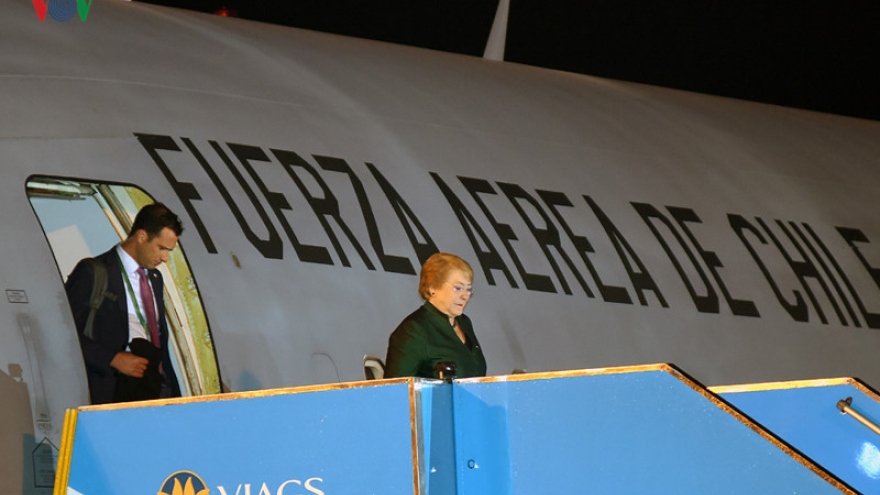 
        Chilean President arrives in Da Nang for APEC Economic Leaders’ Week 
                          
                      