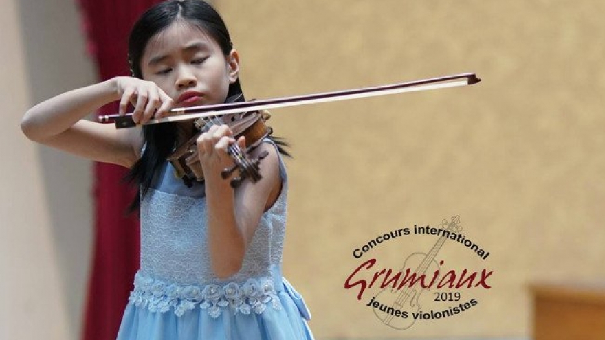 Vietnam youngster wins first prize at Belgium violin competition
