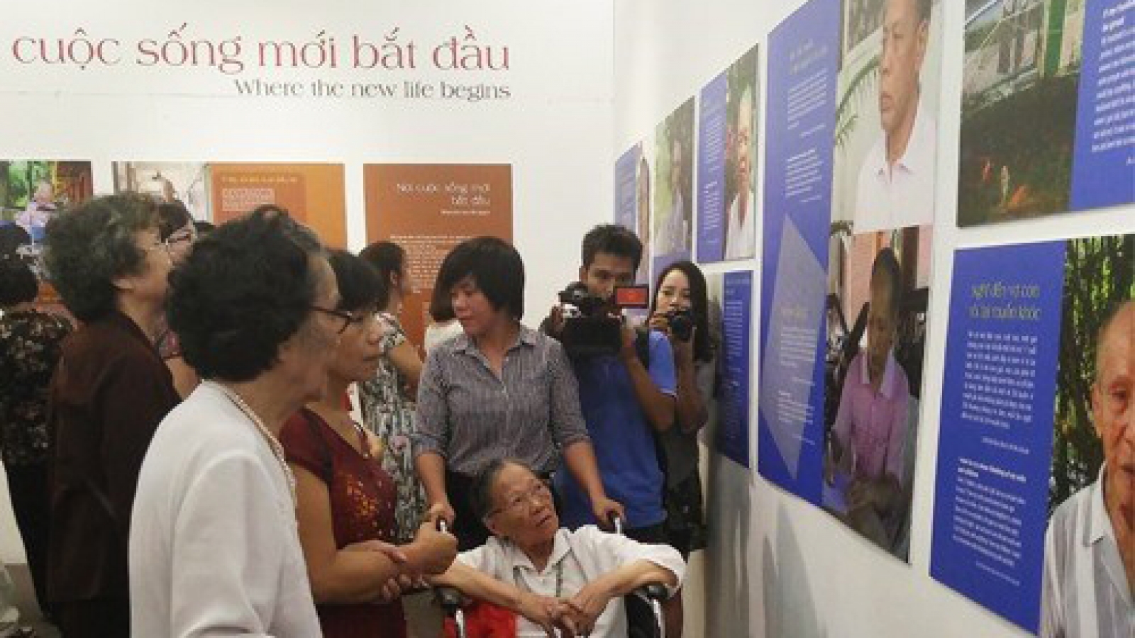 Exhibit sheds light on elderly's life