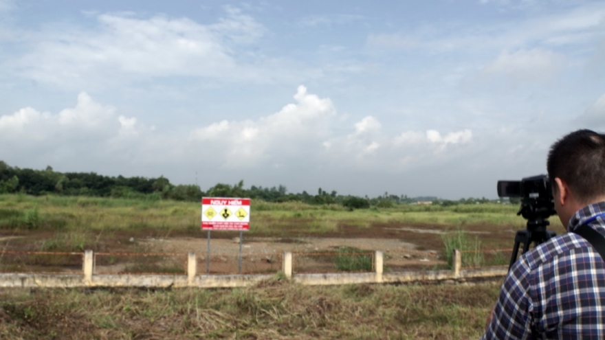 Vietnam spends US$11.8 mln preparing for dioxin removal near former US military airbase