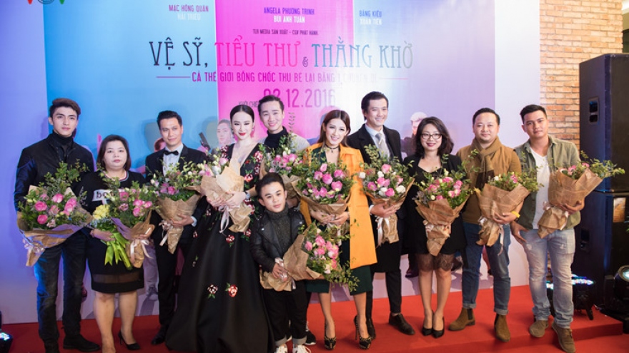 Angela Phuong Trinh charming at Hanoi event