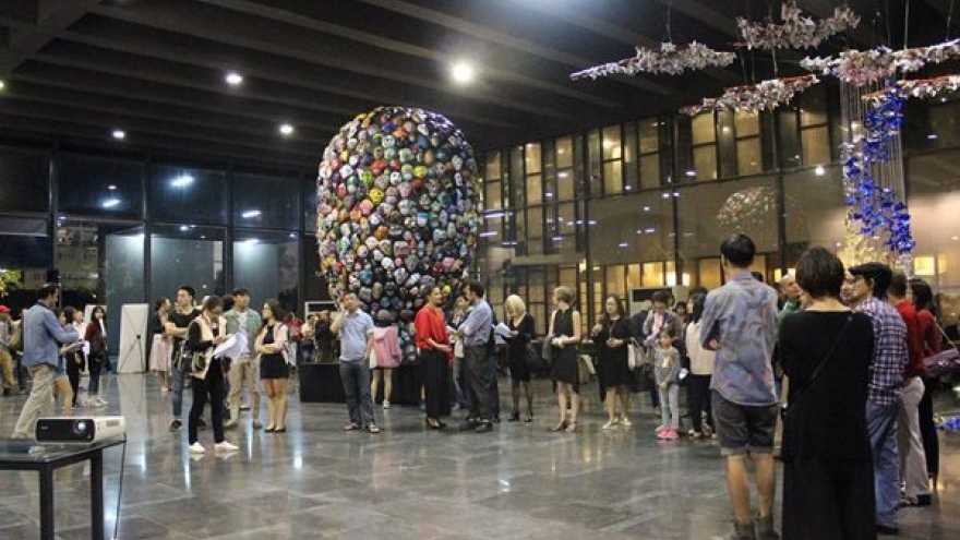 Audio-visual performance 4DOORS to take place in Hanoi