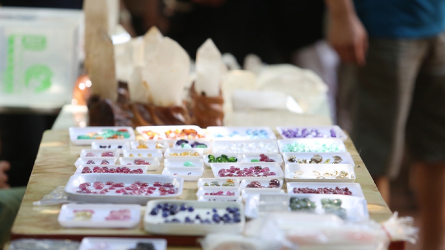 Bustling gemstone market in the capital