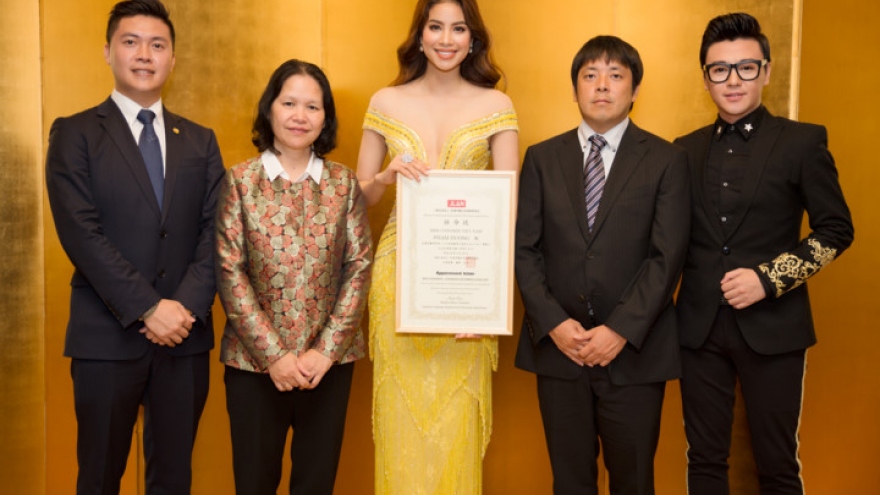 Pham Huong nominated ambassador of Japanese Language Association