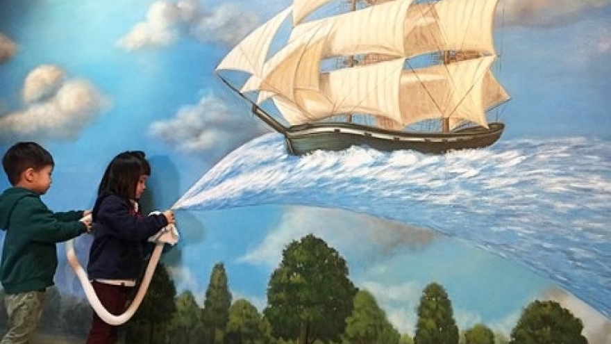 Multi-coloured 3D exhibition opens in Hanoi