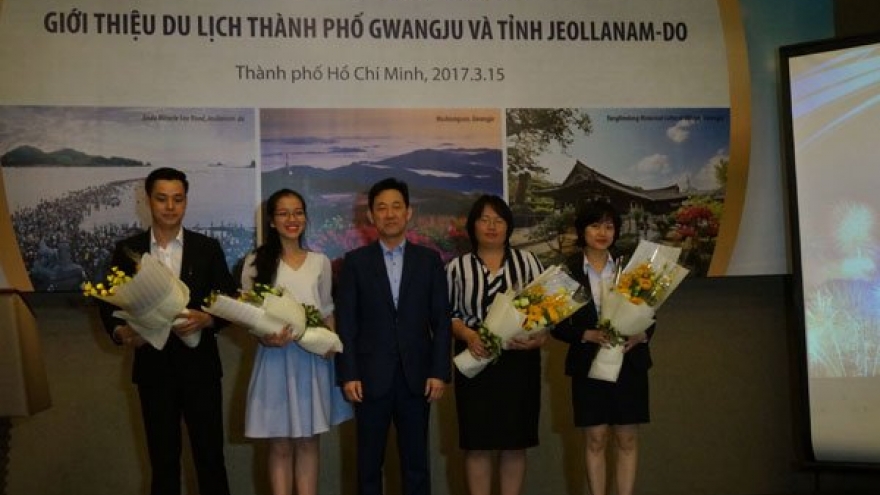 Vietnamese travel firms invited to design tours to Korea