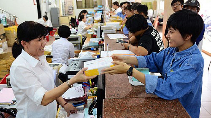 Saigon express services stuck as demand for pre-Tet shipments spikes