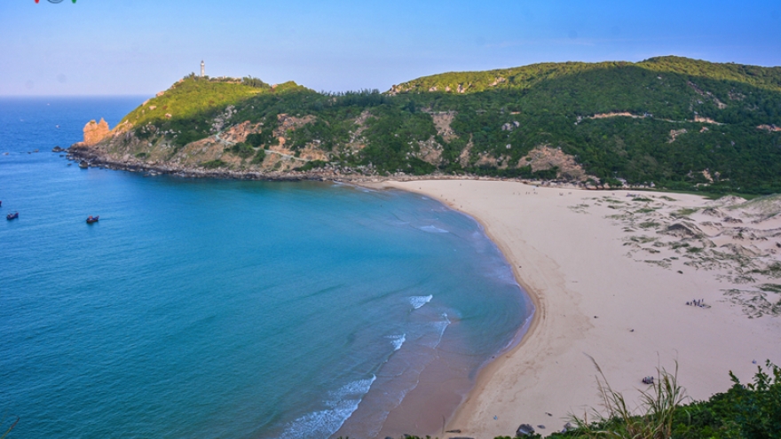 Discovering stunning natural landscapes of Phu Yen in summer