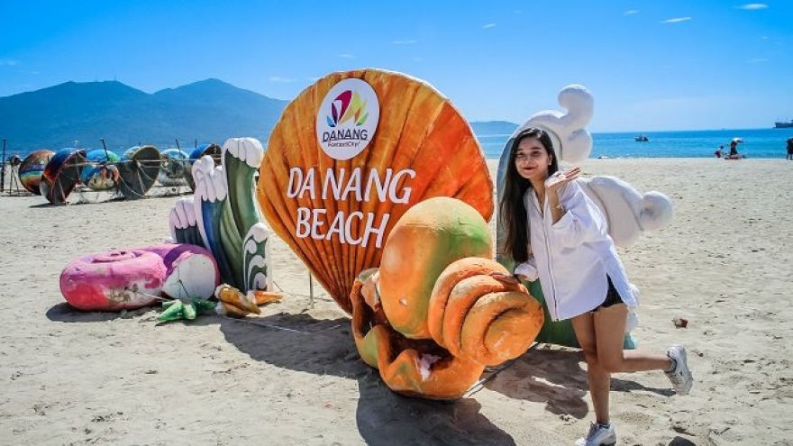 Interesting activities abound in Danang summer program