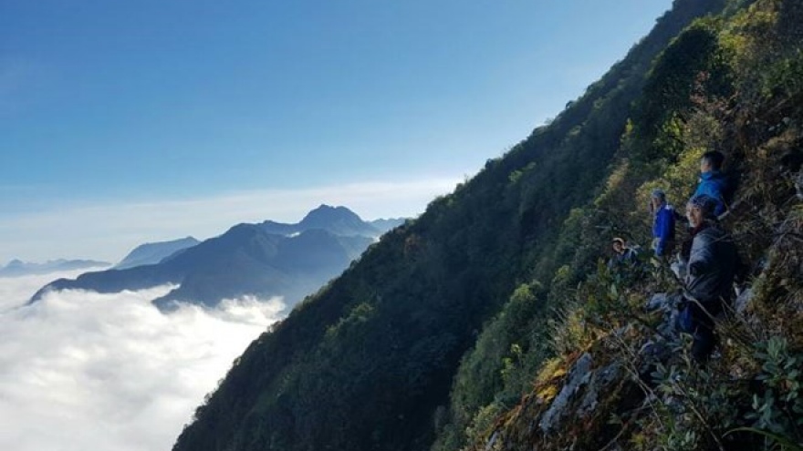 Stunning beauty of seven landscapes along Bat Xat trek route