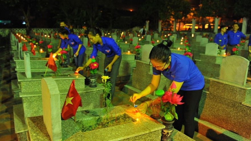 Activities held nationwide to honour revolution contributors