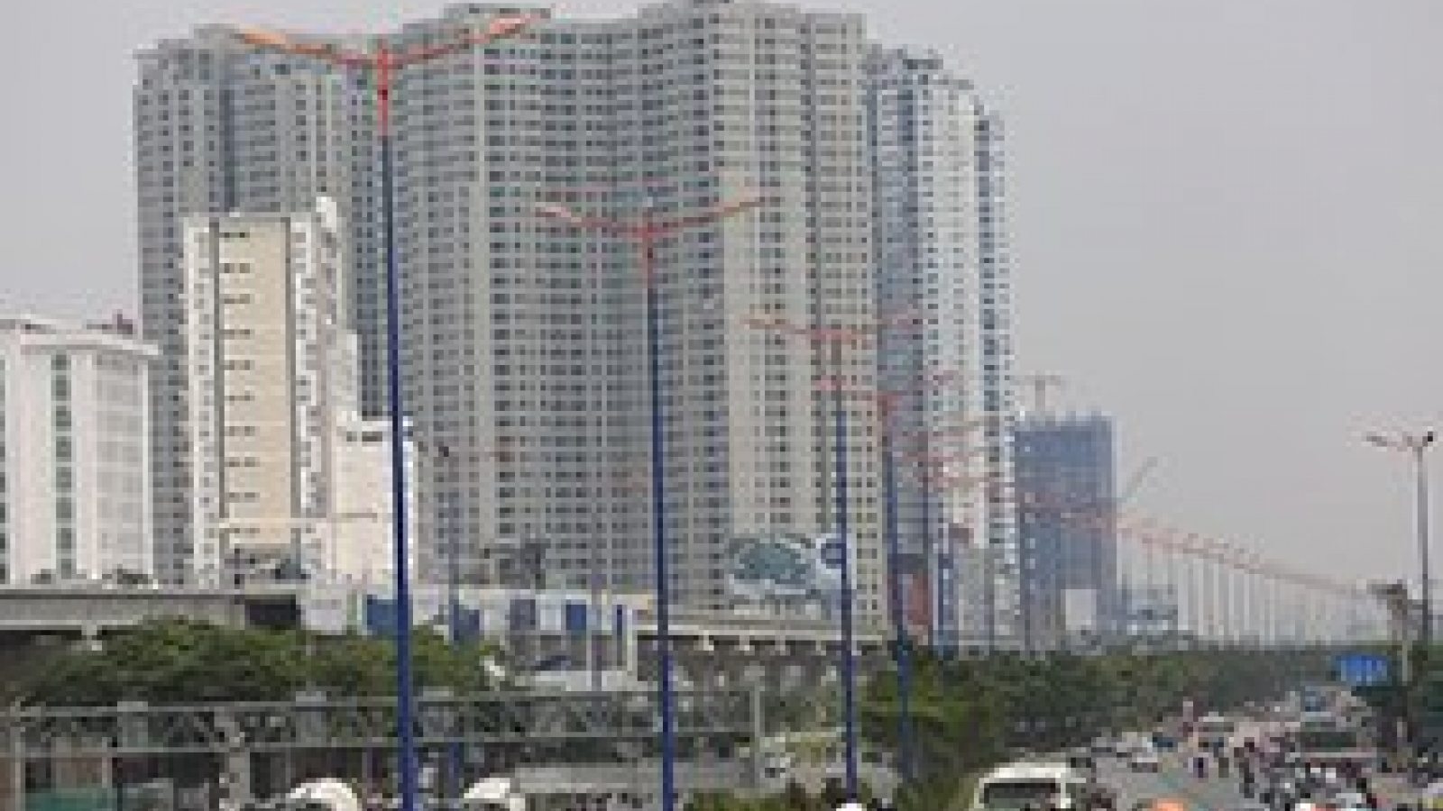 Experts present three scenarios for property market next year