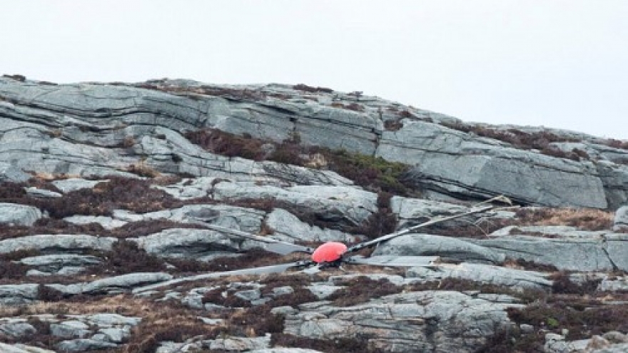 Oil rig helicopter crashes off Norway coast, 13 presumed