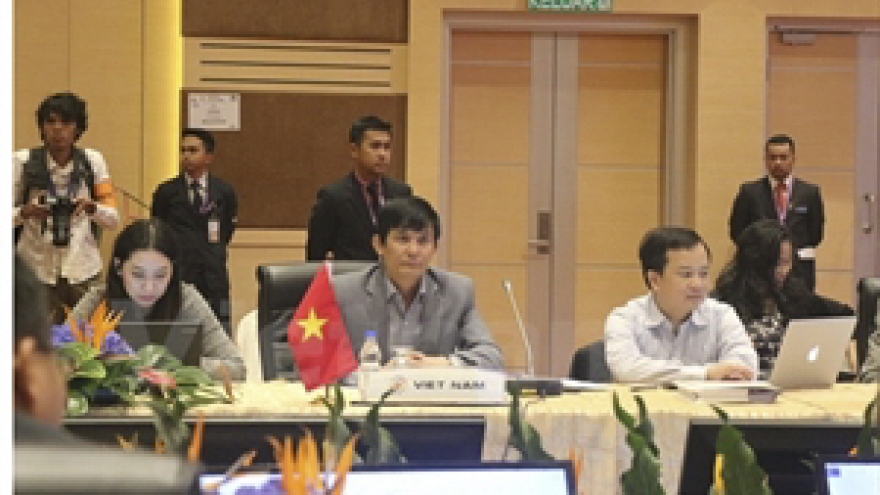 ASEAN, China agree to advance COC negotiations 