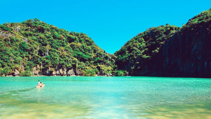 Dragon Eye Island waits for travel lovers