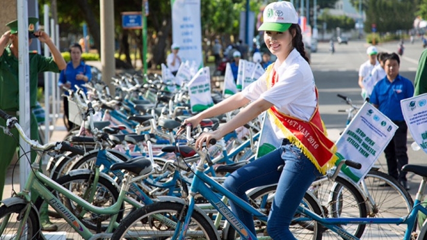 Thuy Trang cycles for environment in Vung Tau