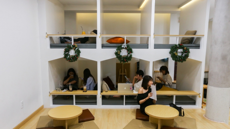 Exploring Japanese style coffee shop in HCM City