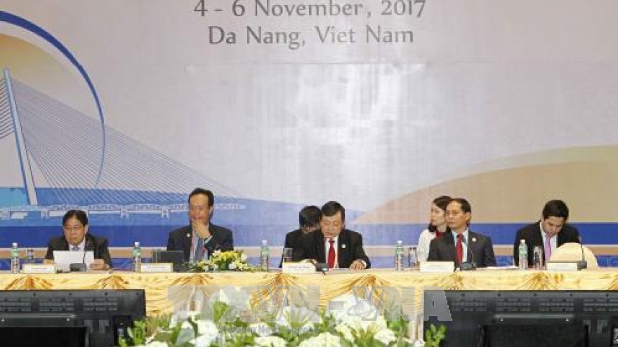 
        APEC 2017: ABAC agrees on recommendations to APEC leaders
                              