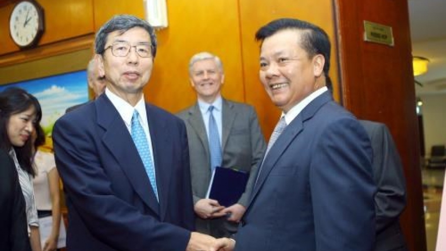 
        ADB continues supporting Vietnam’s development projects
                              