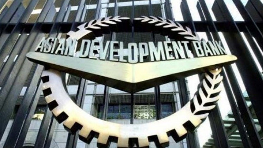 ADB, SHB strike deal to provide trade loans in Vietnam