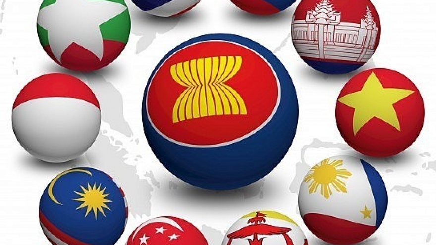 Forum promotes AEC, intra-bloc trade agreements