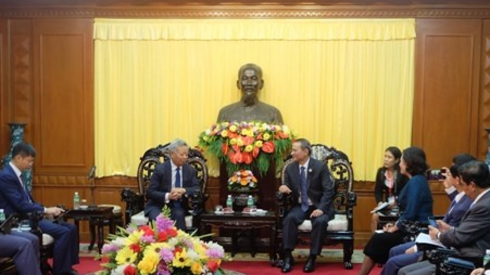 AIIB wants to help Da Nang develop infrastructure