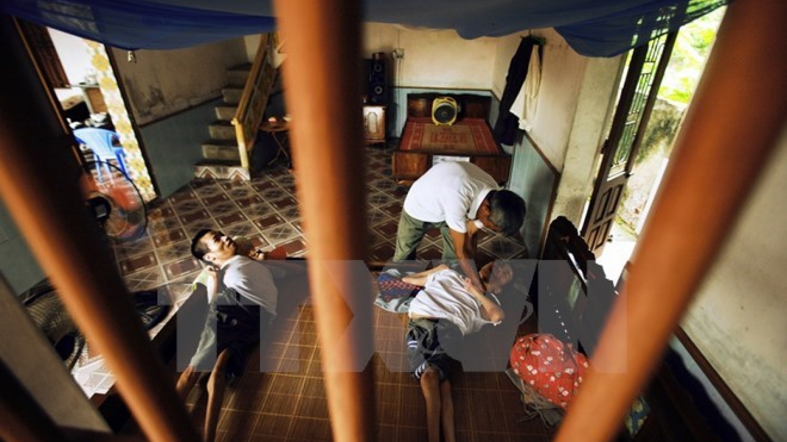 AO victims need greater sympathy, support